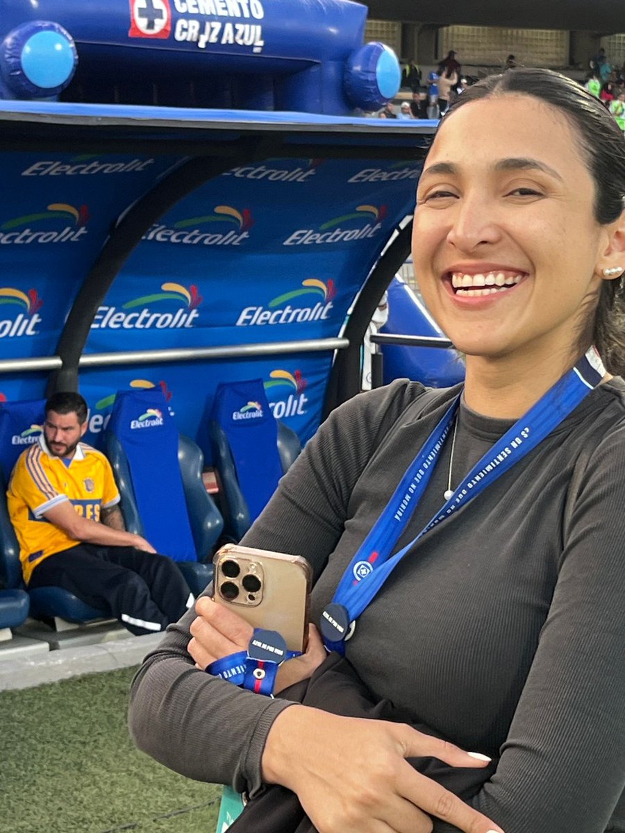 licteran65's tweet photo. Semifinales de fútbol en México. https://t.co/spwQareLwR