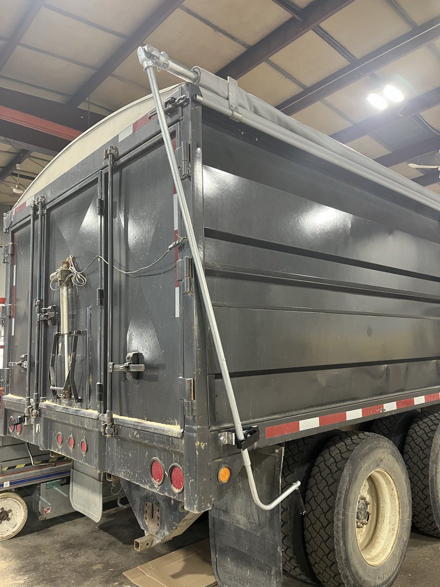 ReadyRollTarps's tweet photo. Just another tarp replacement for a farm truck. https://t.co/rDRC7Sy24f