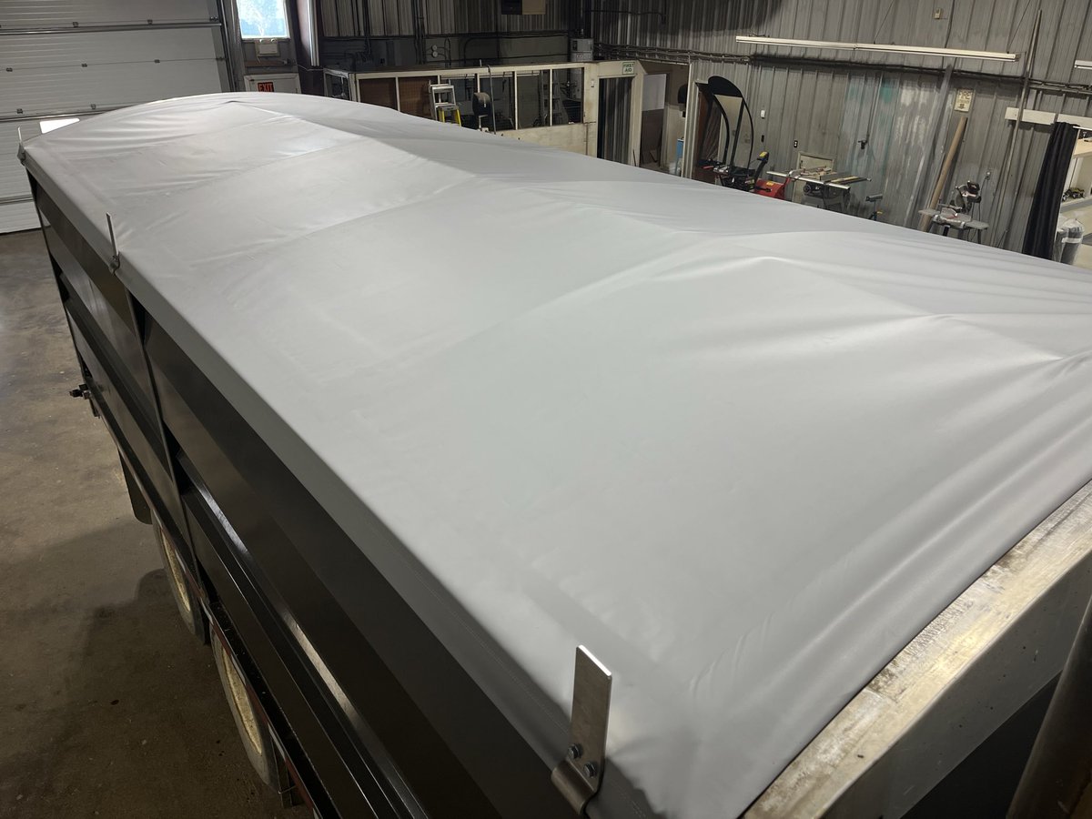 ReadyRollTarps's tweet photo. Just another tarp replacement for a farm truck. https://t.co/rDRC7Sy24f