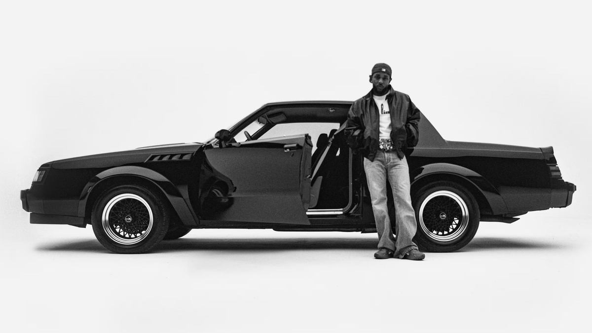 Kurrco's tweet photo. Kendrick Lamar began working on 'GNX' almost immediately after 'Mr. Morale', and Sounwave says they worked on 80–100 songs for the album in a new interview with Variety 👀

"The beginning of it was throwing paint on the wall. And it started to form this massive funky West groove that we love because [Kendrick and I are] from Compton. And in that, I started to realize the people who we should bring in to push it even further, like the Mustards, the Jacks. … I was very fortunate to have these friends who are very talented to push it to the next level." — Sounwave

Jack Antonoff ended up working on the final mixes until 4 AM, only hours before the album dropped.
