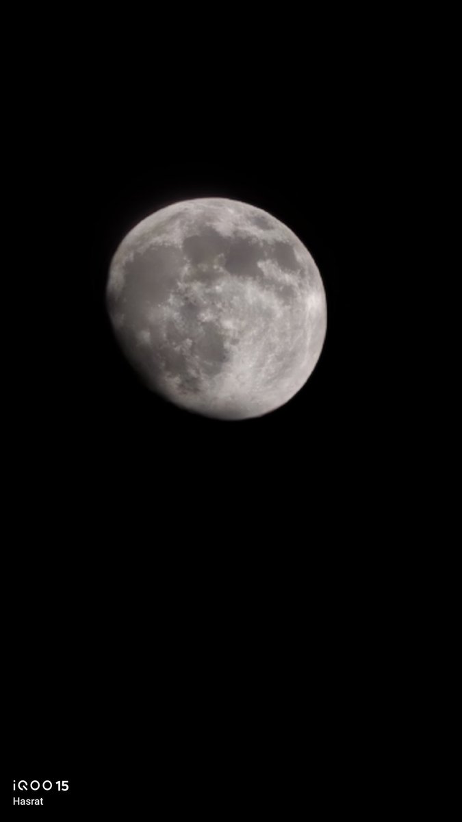 HasratSingh8's tweet photo. The moon feels closer with #iQOO15 #ShotOniQOO15 #MoonZoom #100x https://t.co/qJ11mJxDMQ