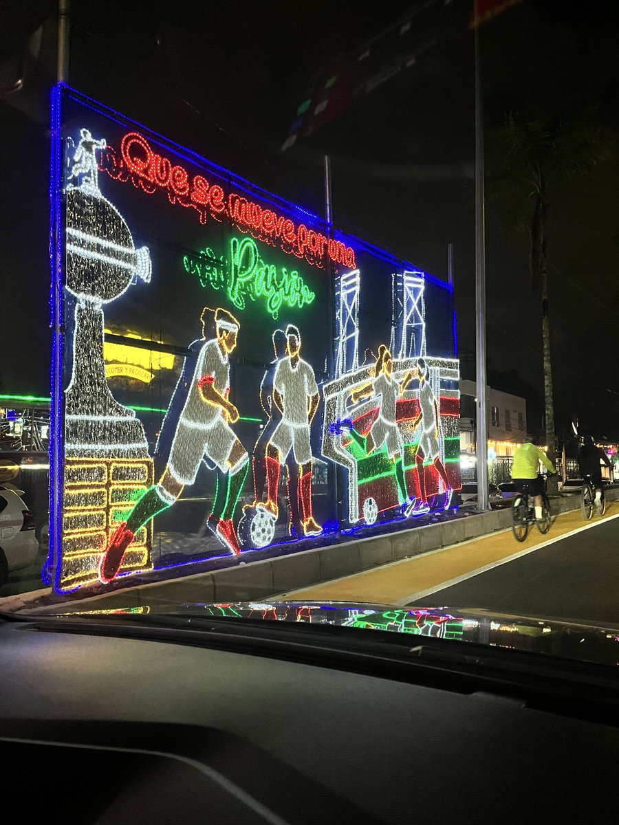 El alumbrado de mi ciudad tiene más libertadores que ciertos equipos que se creen grandes