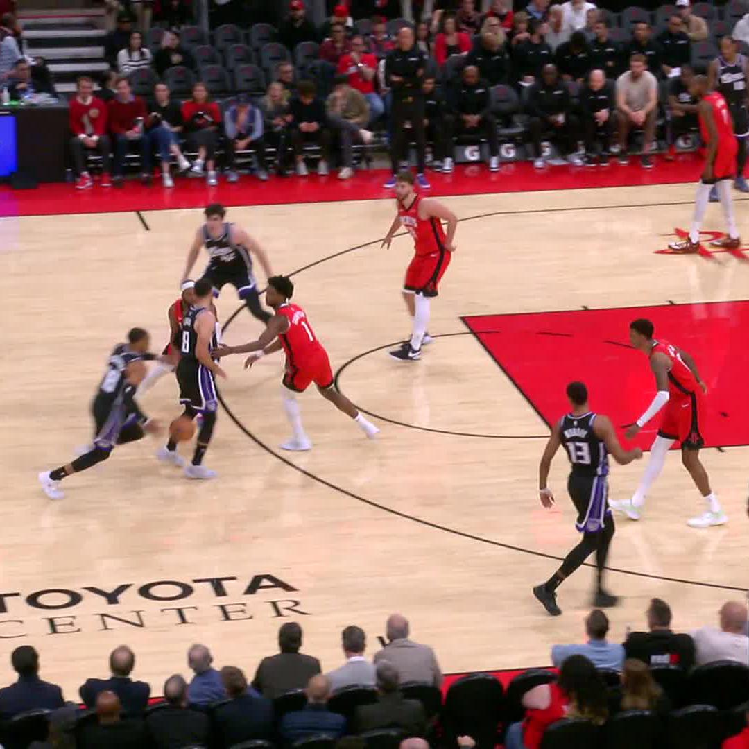 Brodie from beyond the arc 🎯