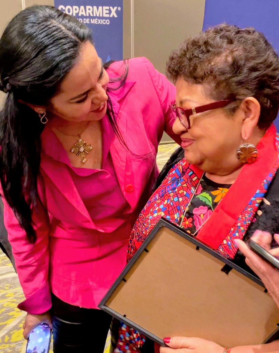 Le deseo éxito a la Dra. <a href="/ErnestinaGodoy_/">Ernestina Godoy Ramos</a>  en esta nueva gestión que inicia ante la Fiscalia General de la República.  Su llegada abre un voto de confianza  para una gestión sólida, justa, apegada a derecho en beneficio del país.