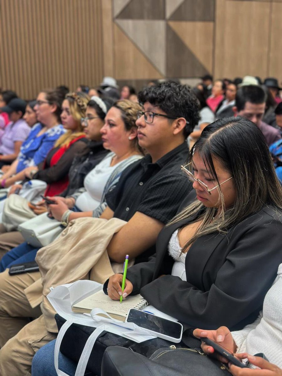 TurismoEc's tweet photo. Organizado por CAF – Banco de Desarrollo de América Latina y el Caribe y el Ministerio de Producción, Comercio Exterior e Inversiones, este foro posiciona a Ecuador como un referente regional en accesibilidad turística. https://t.co/4eOkOfIiSP