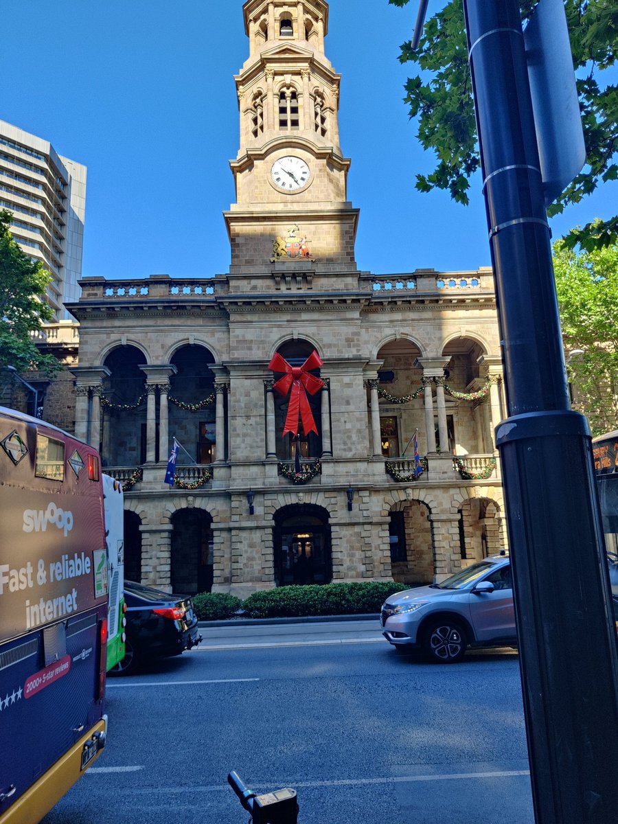 Alex Zografos tweet media