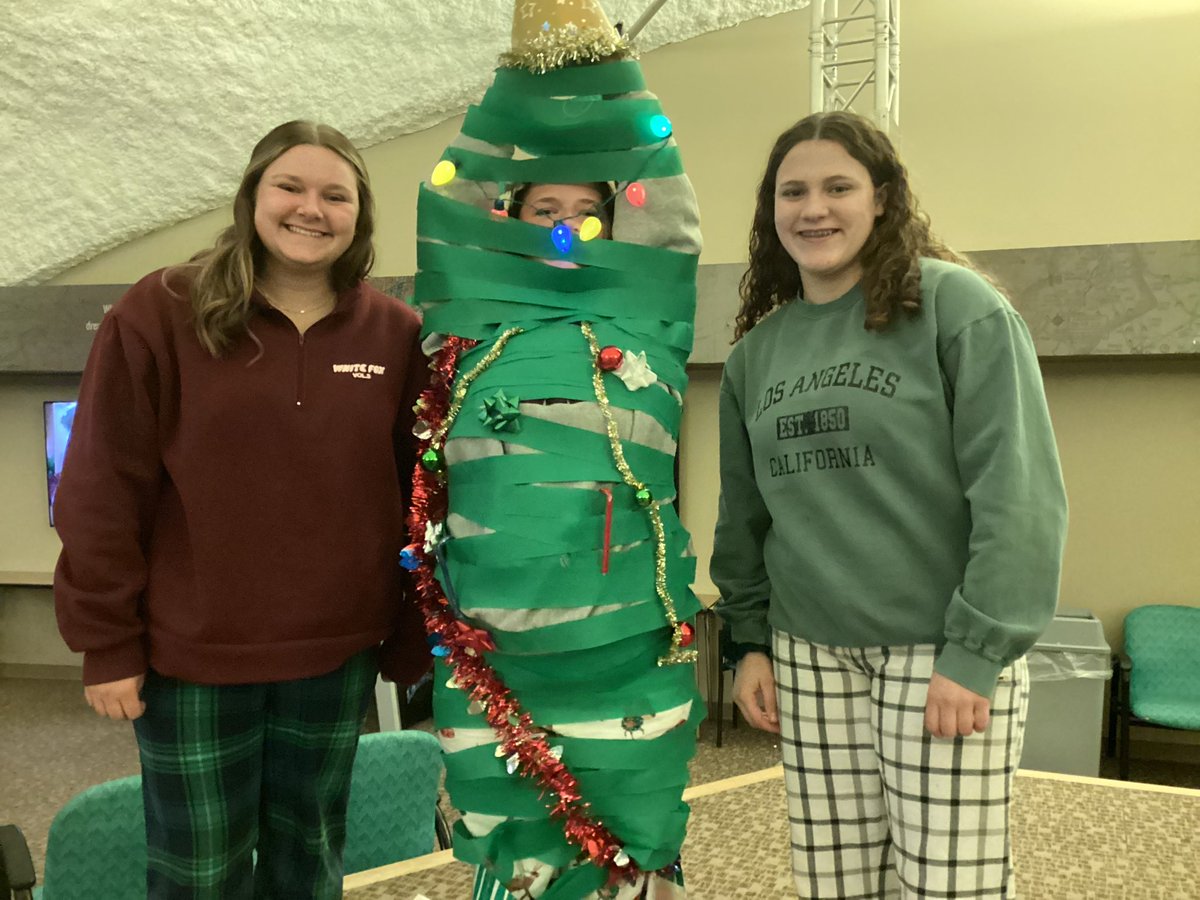 Coach Kelly Gahn tweet media