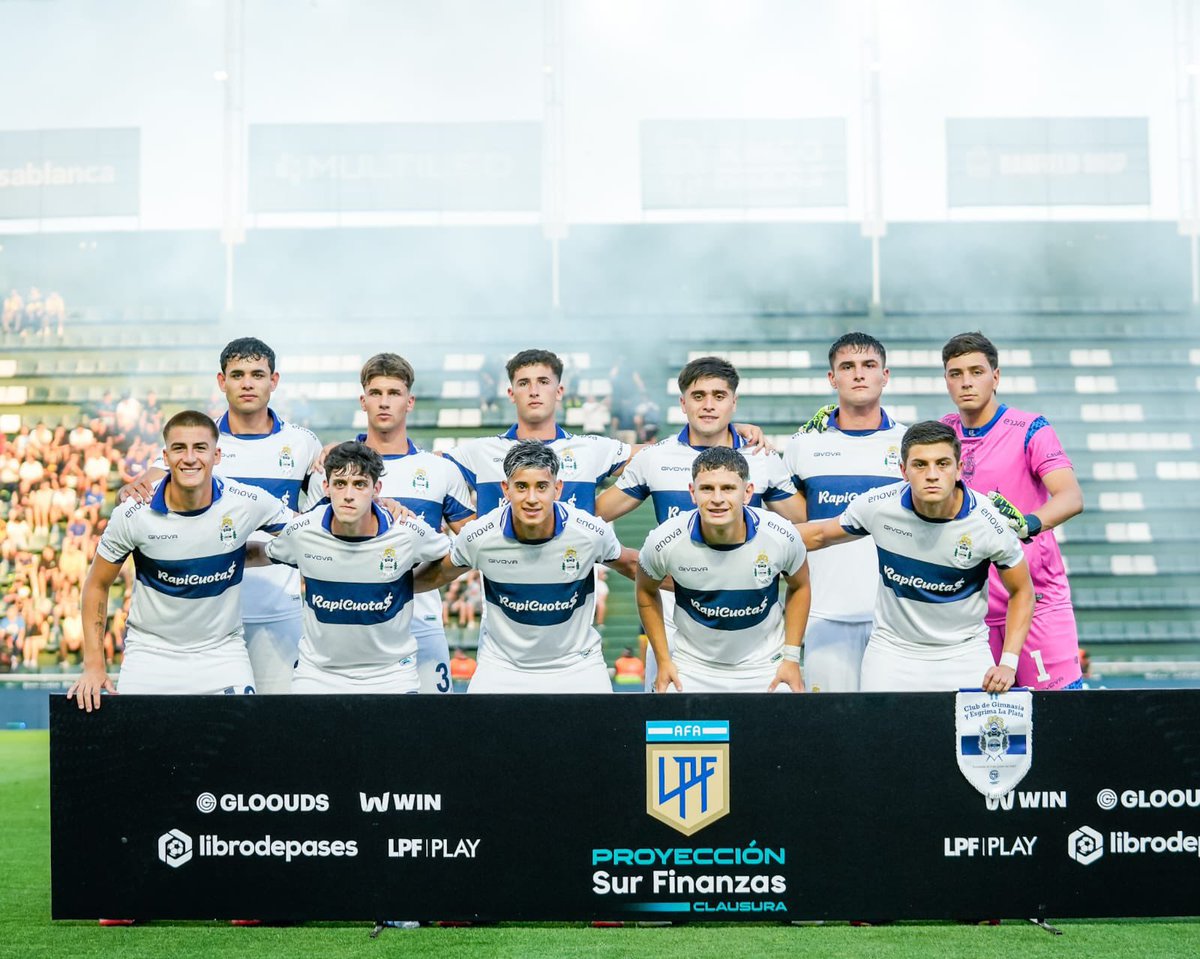 #GELP #CGE Hay futuro. Enorme el torneo de <a href="/CgeJuveniles/">Juveniles CGE ⚽</a> 👏🏼👏🏼👏🏼