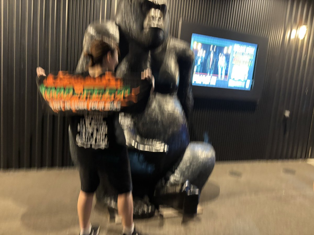 kotan_udon's tweet photo. 10-FEETのライブは別に感動するようなタクマのMCがなくても泣けるんだなぁと、歌と存在に支えられているんだなぁとしみじみ😌
いつものライブとはひと味違くて、めちゃくちゃ良いもの見させてもらえた!
10-FEET愛してます。一生ついていきます。ありがとう。
#10FEET #10MOBA #1000FEET #ゴリホ https://t.co/3hj5EbqDW5