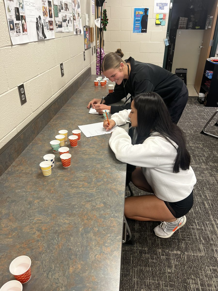 FHS Softball tweet media