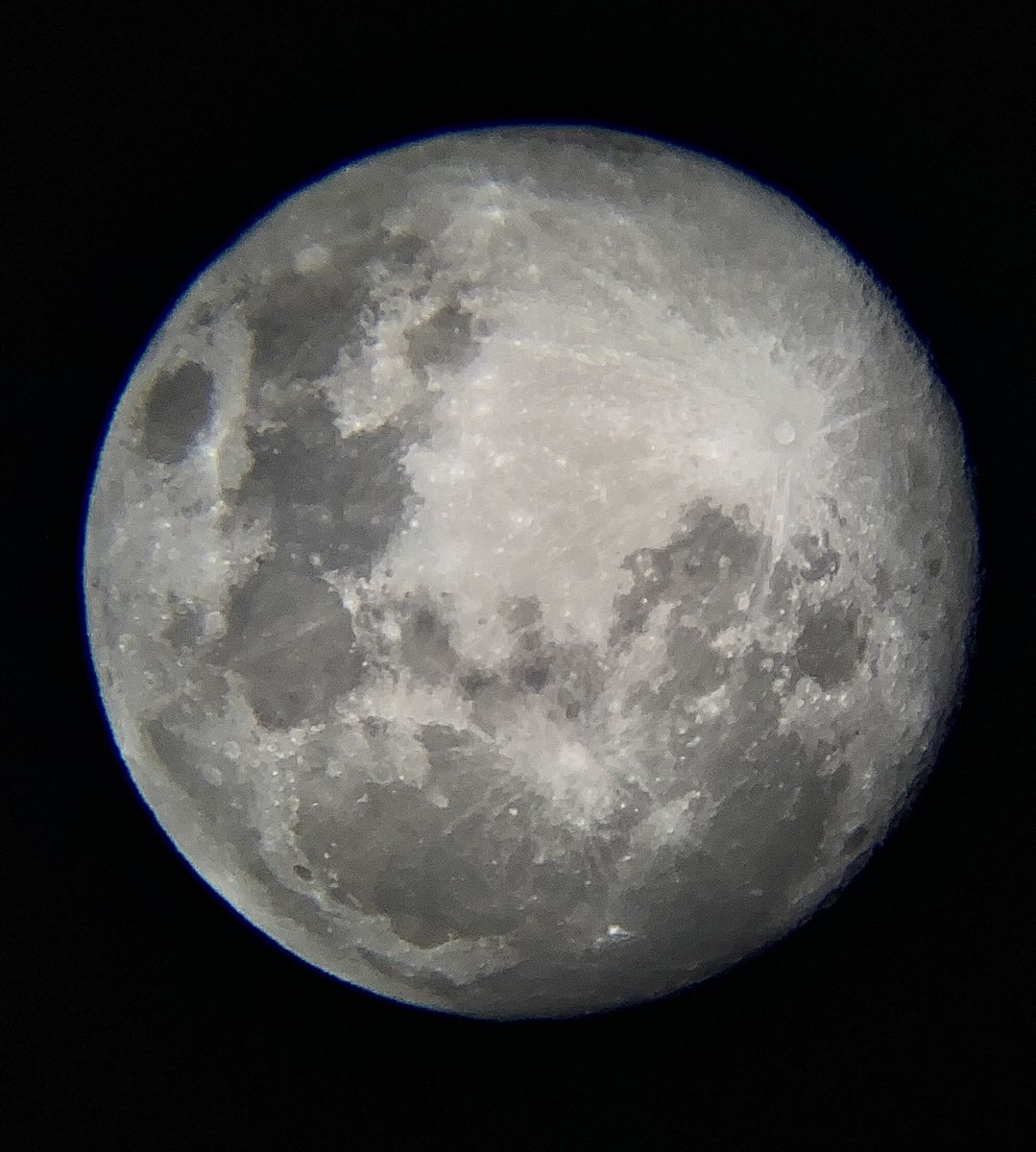 Casi llena 🌓 🇨🇱
<a href="/toro_an/">ana</a> 
<a href="/ALMAObs_esp/">Observatorio ALMA📡</a> 
<a href="/esa_es/">ESA España</a>