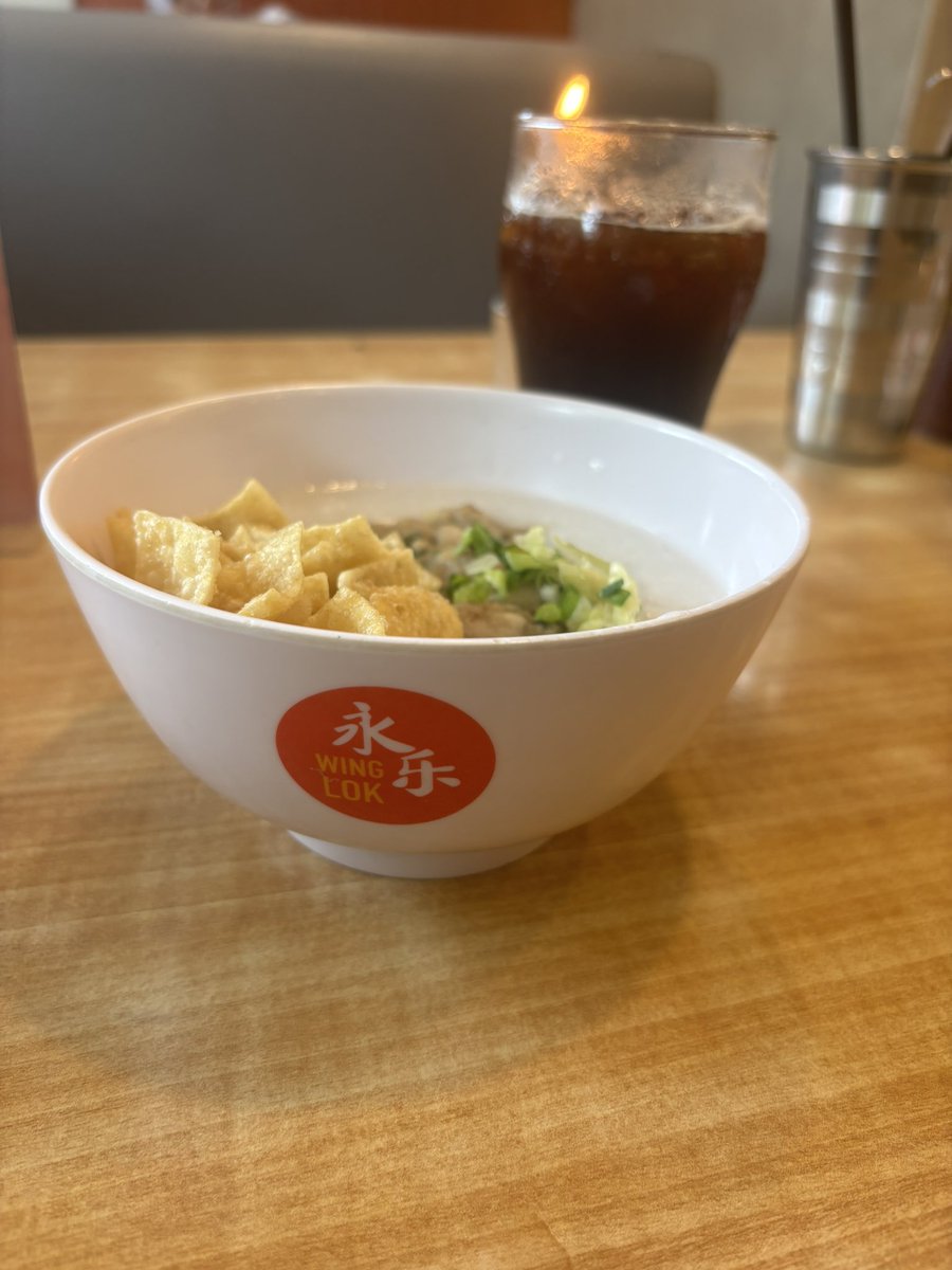 MickΞy M tweet media