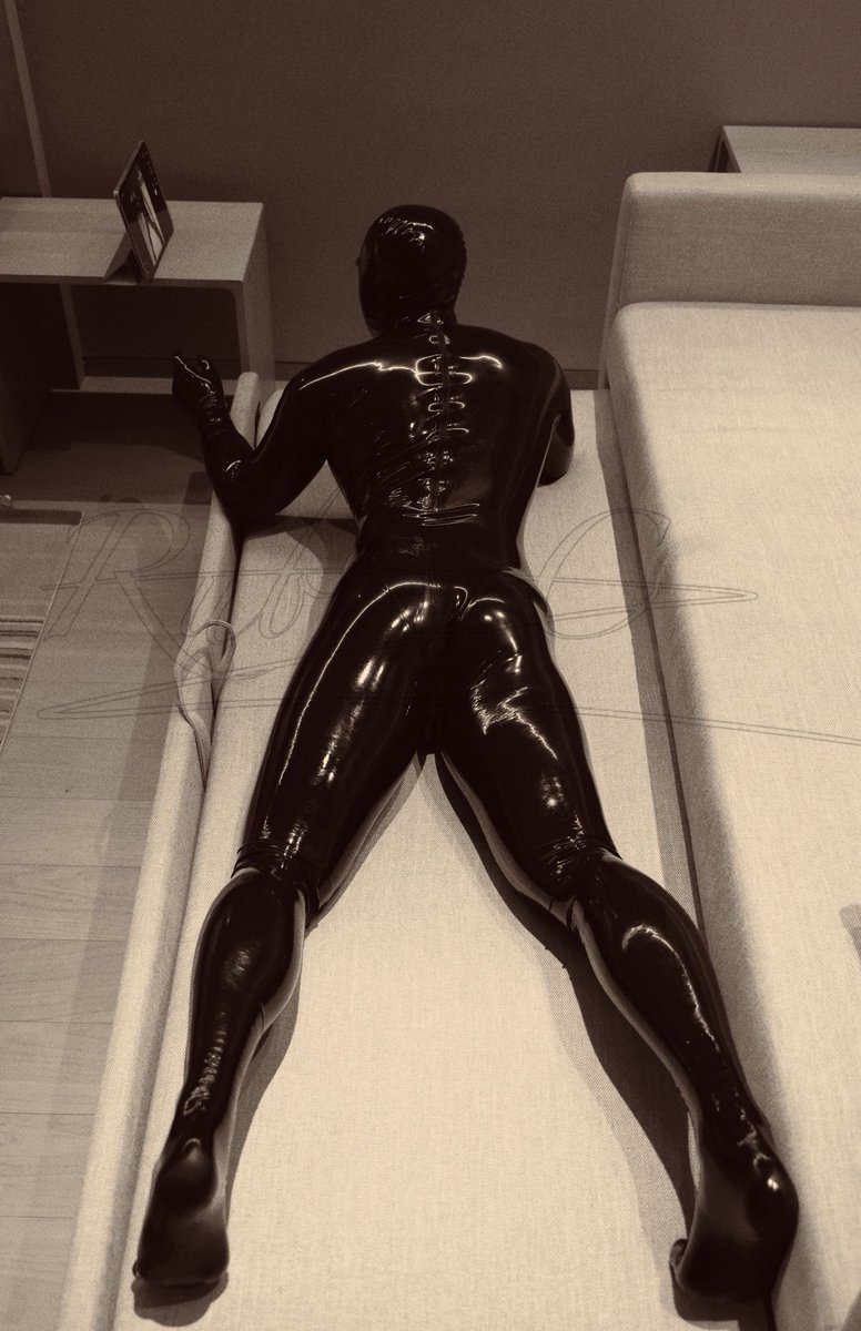 Rubber_C tweet media