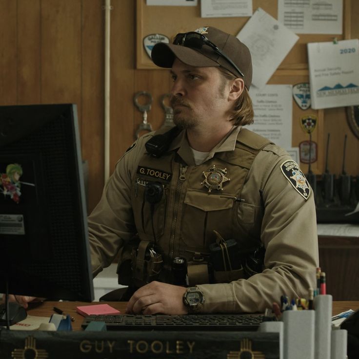 KayceDutton_'s tweet image. Tocó quedarse a hacer unas cosas.