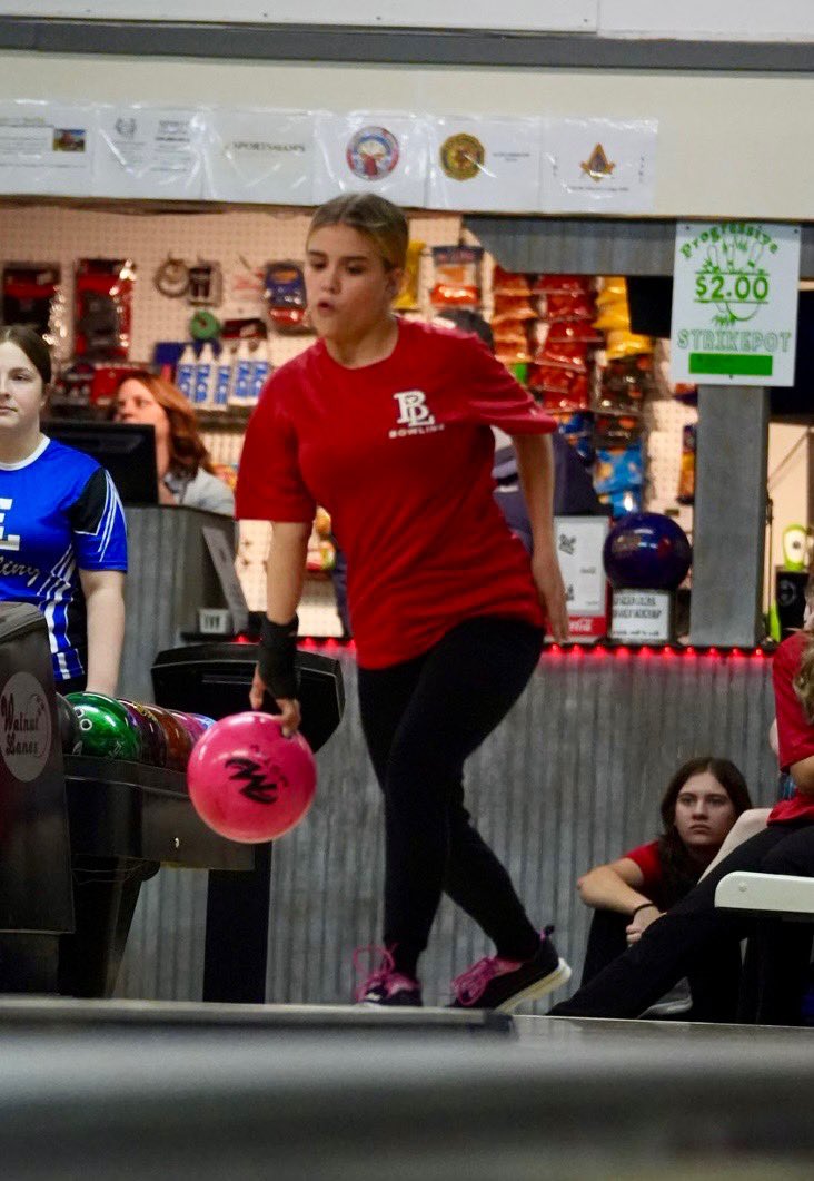 Beaver_Local's tweet image. Great to see our Beaver Local Bowling team taking on the Potters this evening