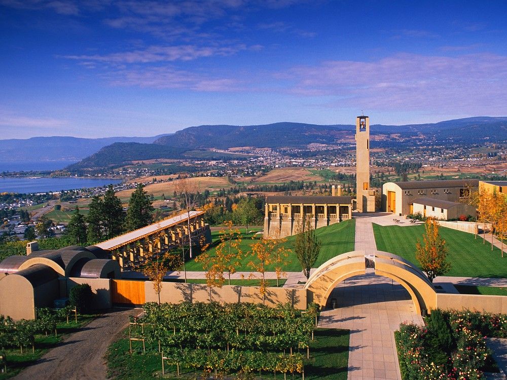 VancouverSun's tweet image. B.C. winery named among world's 50 best vancouversun.com/entertainment/…