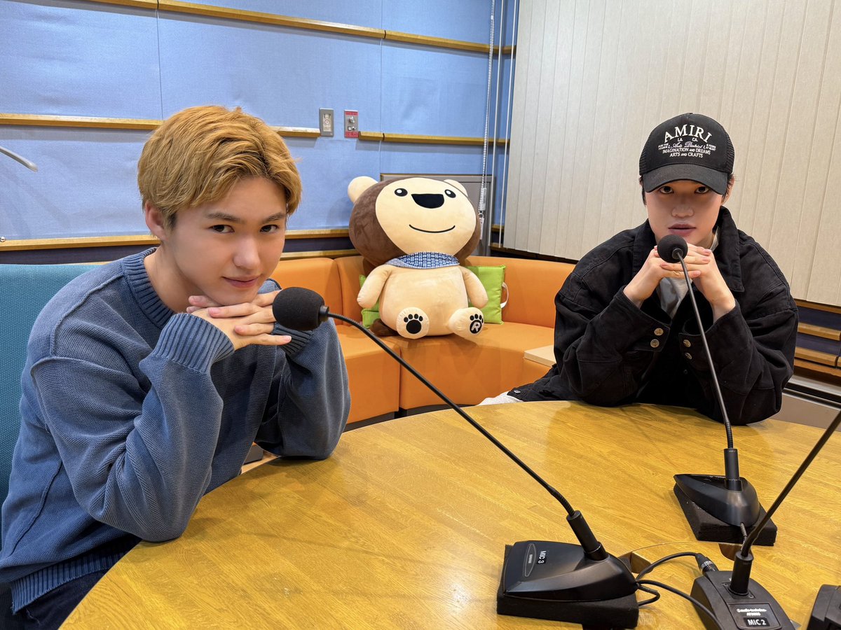 jr_official_X's tweet photo. 【 Radio📻 】

『 #関西ジュニア のMBSヤングタウンNEXT 』
昨夜も #大西風雅 と #岡﨑彪太郎 が生放送でお届けしました🎙️💭

来年の抱負も発表‼︎😊🌏✨
お聴きいただき、ありがとうございました👂🏻🎶❄️

次回も #関ジュヤンネク をお楽しみに👦🏼🤝🏻🦁🤝🏻👦🏻🌈🌟 https://t.co/iWY2CmzS4g