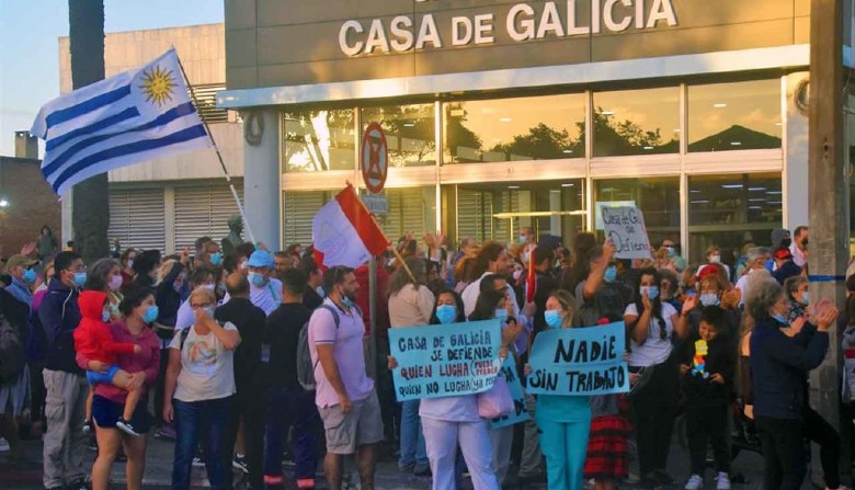 Según consta en documentación de la comuna canaria que presentó hoy <a href="/EPreve/">Eduardo Preve</a> en Sin Piedad, Cipriani donó gratis parte de predio de su casa en Las Piedras a Policlínica del Círculo Católico. En 2022 esta misma mutualista compró en remate C.Galicia a UD$15.2 mill. ¿Casualidades?