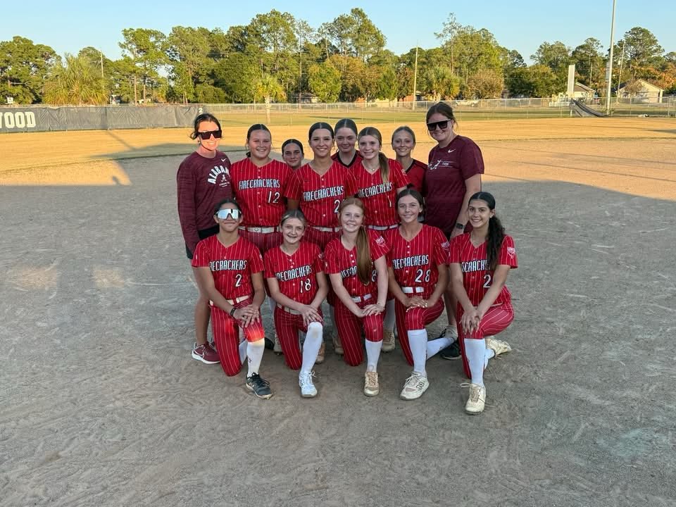 FCFL2930's tweet image. Thank you @alexroxx13 and  @kheivilin03 from @AlabamaSB for coming out and running a practice for us. The girls enjoyed their time practicing and asking questions. You coached them well @UACoachMurphy Thank you for pouring back into our girls! #FCSTRONG #WeAreNotTheSame