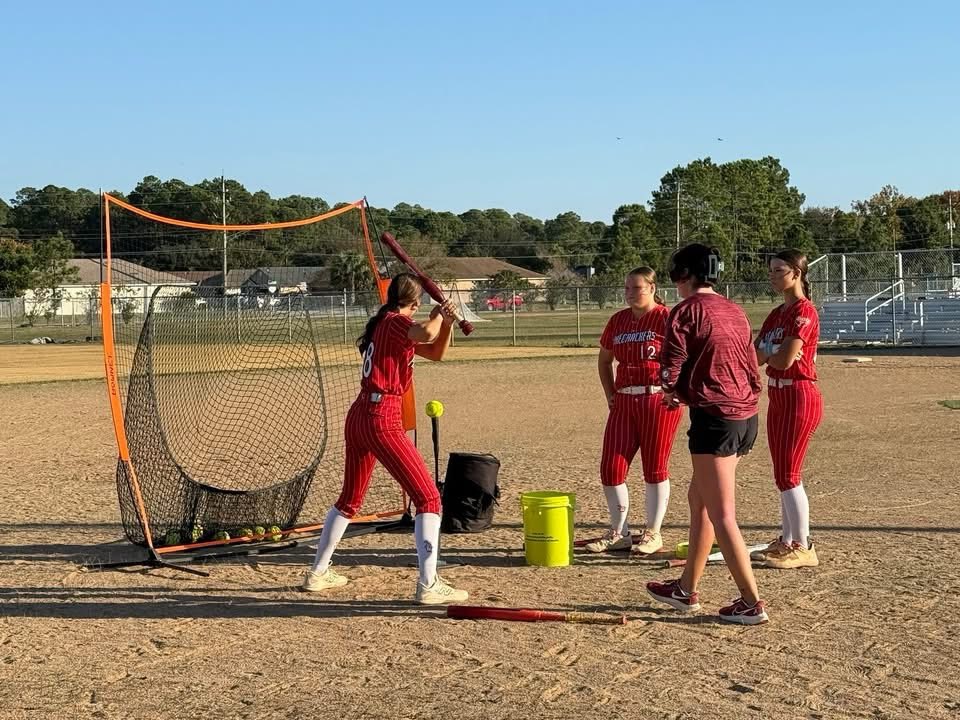 FCFL2930's tweet image. Thank you @alexroxx13 and  @kheivilin03 from @AlabamaSB for coming out and running a practice for us. The girls enjoyed their time practicing and asking questions. You coached them well @UACoachMurphy Thank you for pouring back into our girls! #FCSTRONG #WeAreNotTheSame