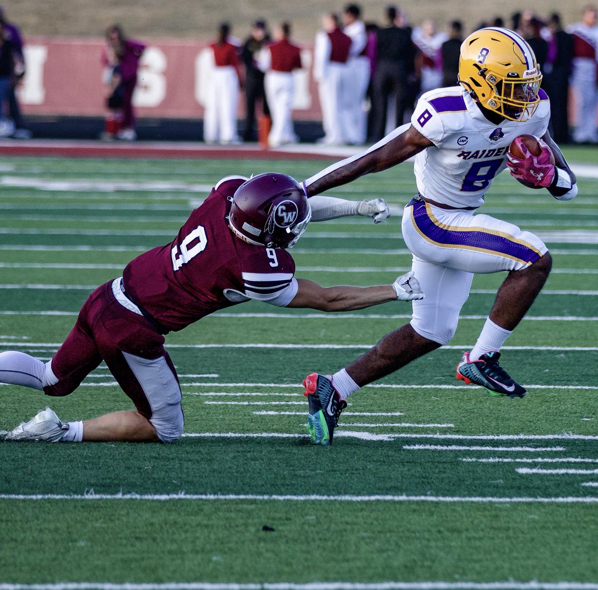 D1_MAG's tweet photo. @CoachKnoxCSU 5’11, 195, i play rb/lb/edge i can play anywhere and everwhere , 3.0gpa program. Check out my film https://t.co/wmpNK2Cnn3 https://t.co/PkWgwqgeE9