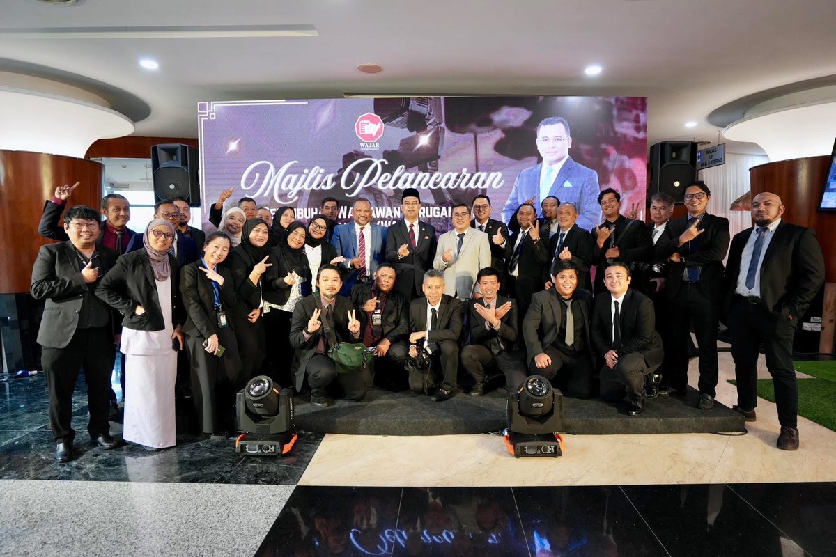 MBISelangor's tweet photo. Wartawan merupakan tunjang dan benteng pertama dalam menyampaikan maklumat serta membentuk kefahaman masyarakat terhadap sesuatu isu. Peranan ini menjadi semakin penting dalam era digital yang pantas dan mencabar. https://t.co/TjgbqHm93r