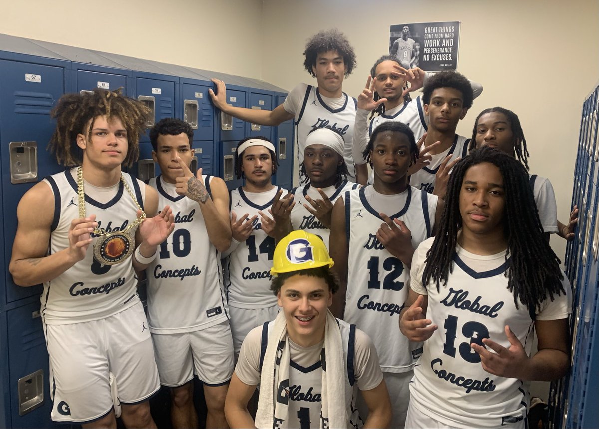 GlobalBoysBball's tweet image. Gators got the 94-24 win over iPrep. Eric Davis Jr. with career high 31 points, Jose Castro Jr. with 23, and Josiah Clay added 16. 
Player of the Game: Eric Davis Jr🏅
Hard Hat Award: Jose Castro Jr 👷‍♂️