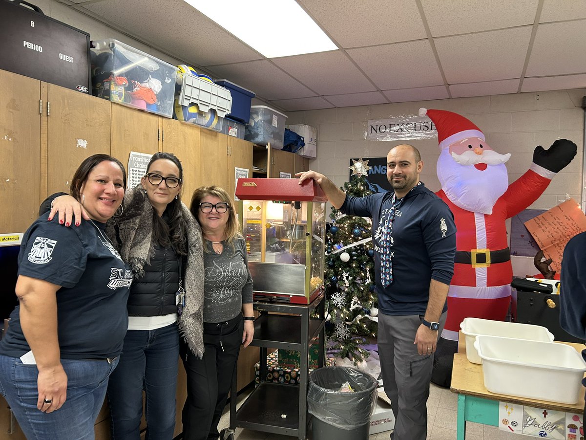 St. Angela Elementary School - TCDSB tweet media