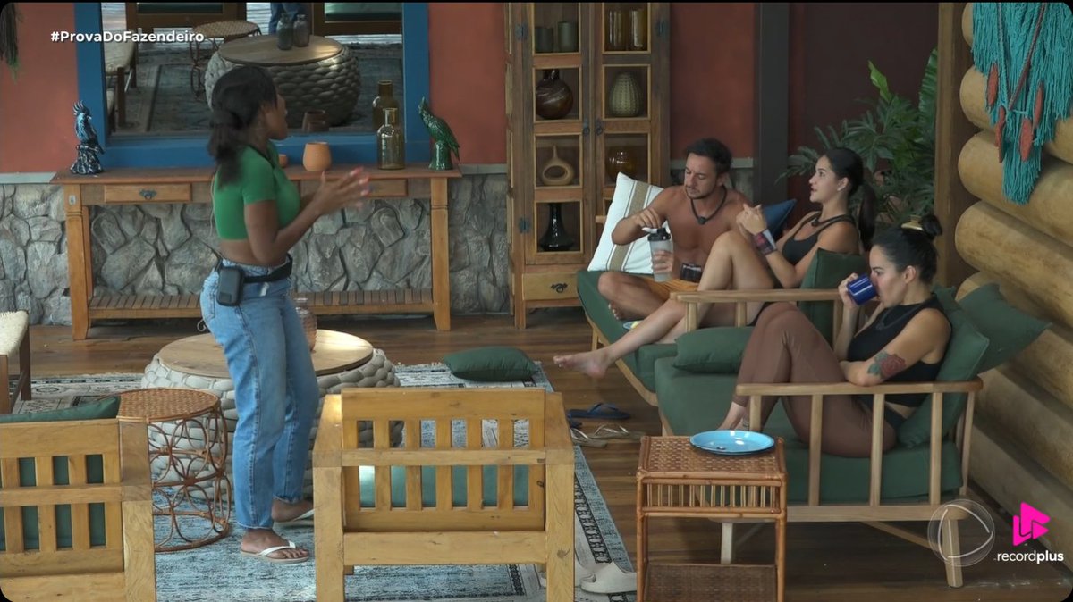 centralreality's tweet photo. É, Carol, as vezes tem que se fazer de doido e parar de tentar justificar. #ProvaDoFazedeiro https://t.co/lwLuy0HUuN