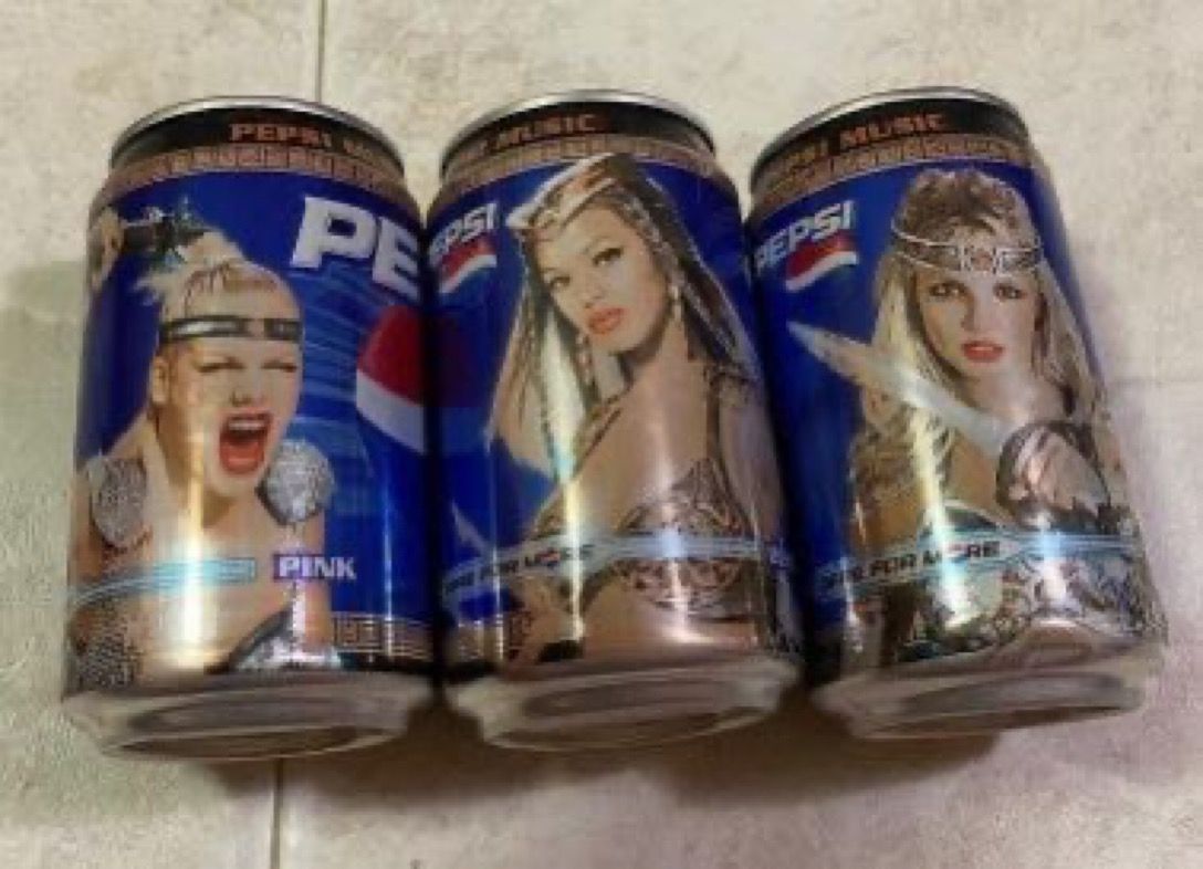 kildut18's tweet photo. Britney, Beyonce, and Pink Gladiator Pepsi cans 💙 https://t.co/NriNXIPDr3