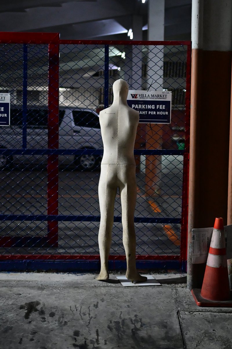 Still holding the vigil.

#Bangkok