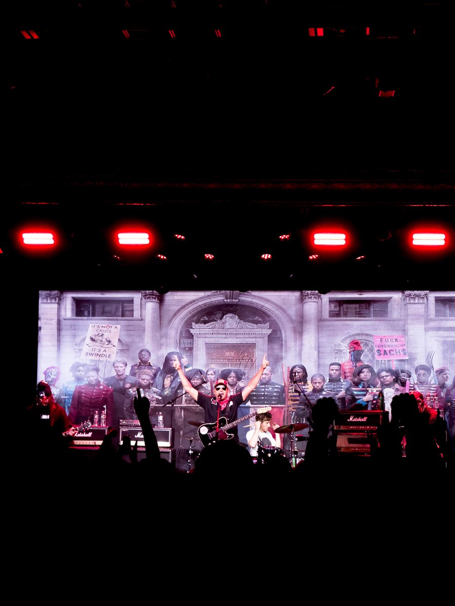 T̷h̴e̸ ̷C̴y̵b̷e̷r̴w̵i̴n̴g̵m̷a̸n̶ ̵ tweet media