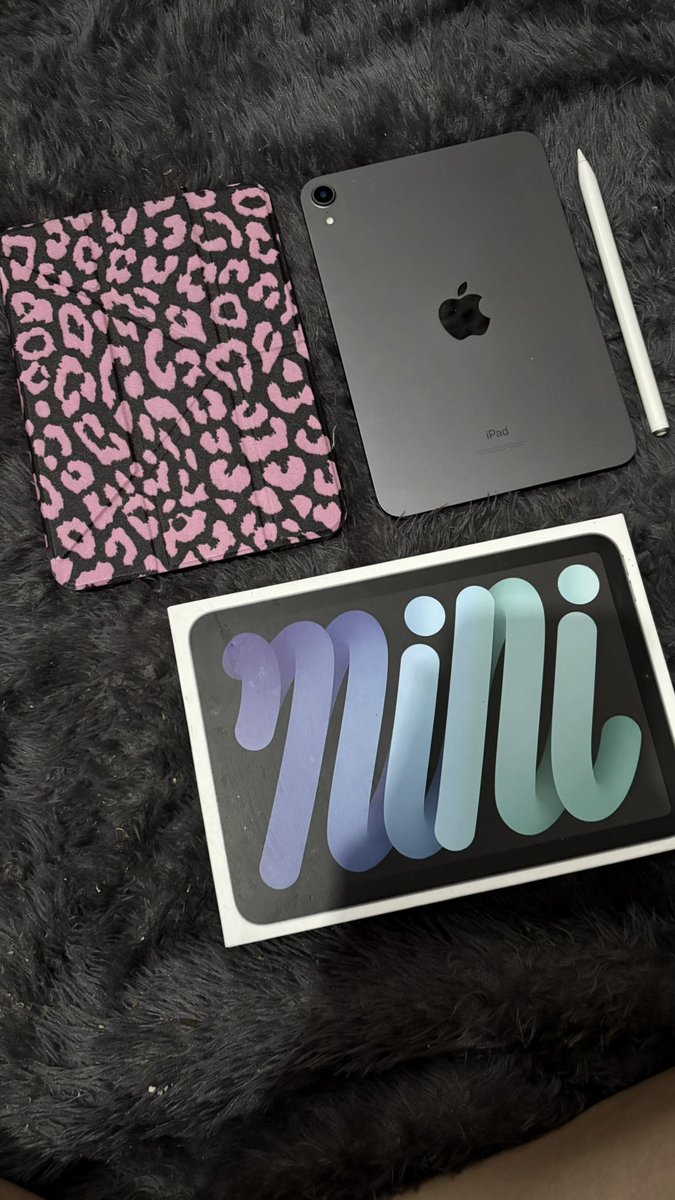 trejourney's tweet photo. WTS IPAD MINI 6 
64 GB Wifi Only Mulus + Sudah Pasang TG
Free Case + Pencil
Rp5.200.000 (Nego)
Jakarta Timur https://t.co/Vz1N838OxU