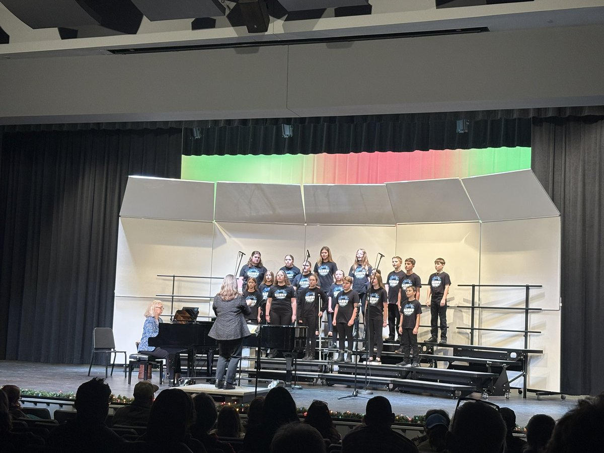 What an amazing 6–12 Christmas Choir Concert tonight! 🎶✨ Our students filled the season with joy through their incredible talent and hard work. We are so very proud of every performer!
