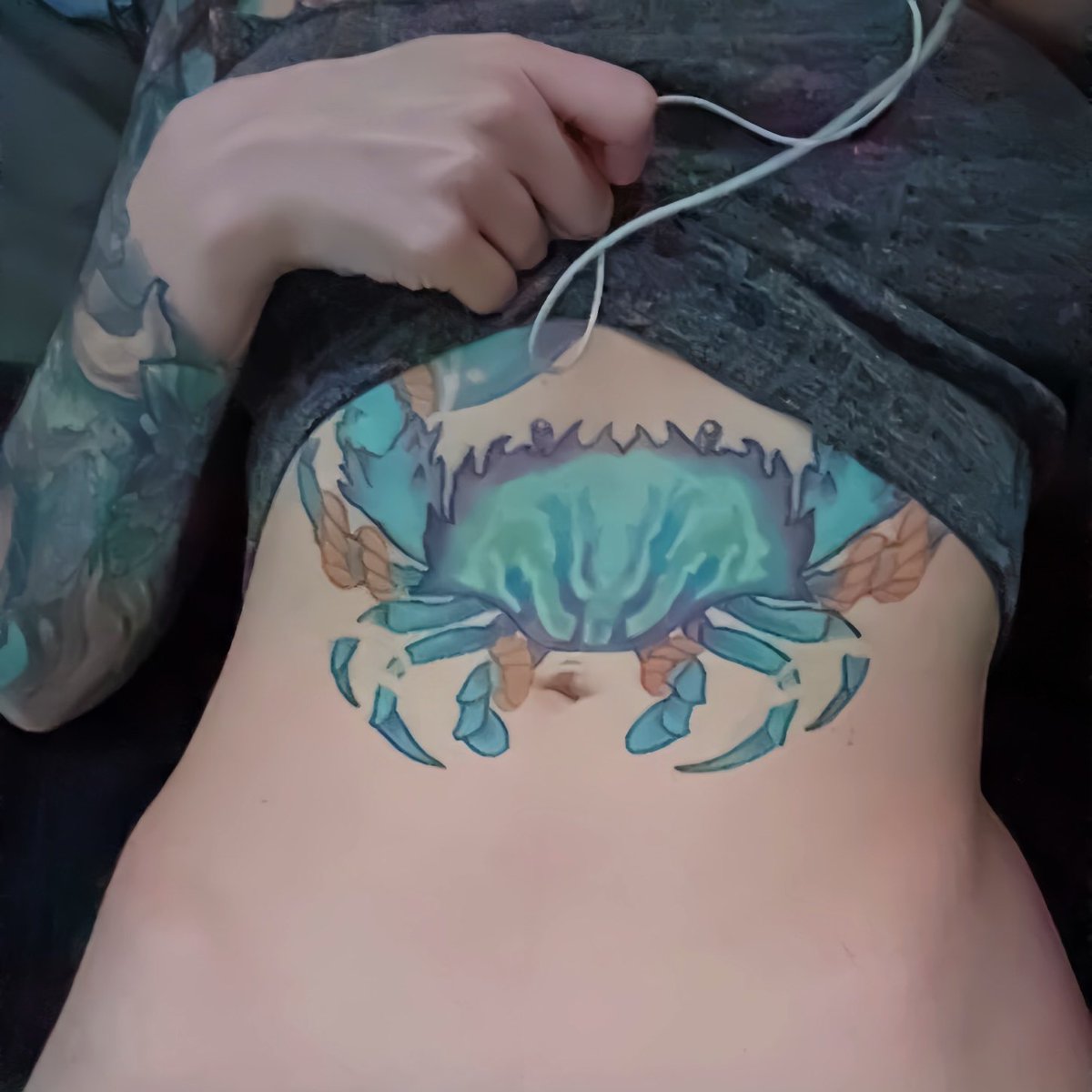 CakeableMable's tweet photo. Tattooed tummy https://t.co/UNFtM9rjji