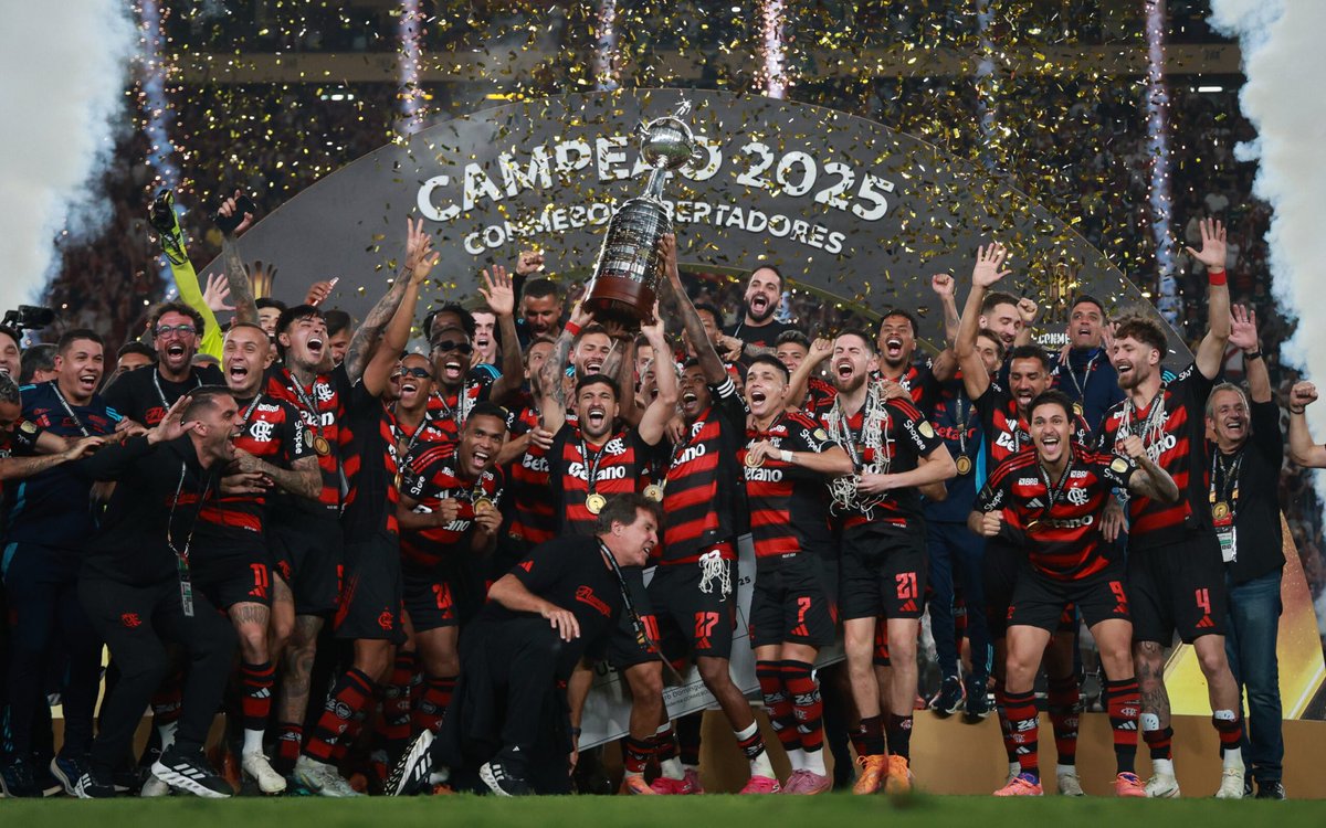 NÓS VIVEMOS A HISTÓRIA MAIS UMA VEZ!

🏆 CAMPEÃO DA SUPERCOPA 2025
🏆 CAMPEÃO CARIOCA 2025
🏆 CAMPEÃO DA LIBERTADORES 2025
🏆 CAMPEÃO BRASILEIRO 2025 
 
VIVA O COLOSSAL E GIGANTESCO CLUBE DE REGATAS DO FLAMENGO!