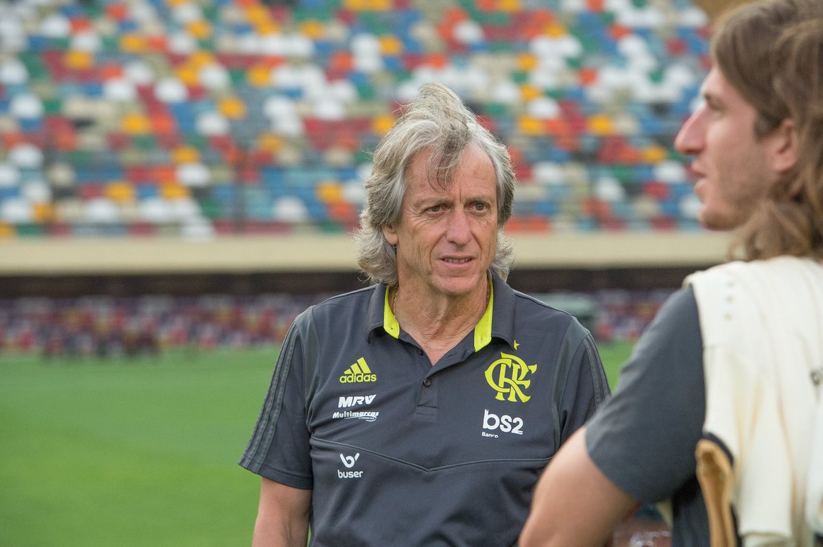 topcrf's tweet photo. ele repetiu o feito do Jorge Jesus, puta que pariu, CAMPEÃO DO BRASILEIRÃO E CAMPEÃO DA COPA LIBERTADORES 

VIDA LONGA AO FILIPE LUIS NO FLAMENGO!!!!!!!!!!!!!! https://t.co/c2u9hZ3xSZ