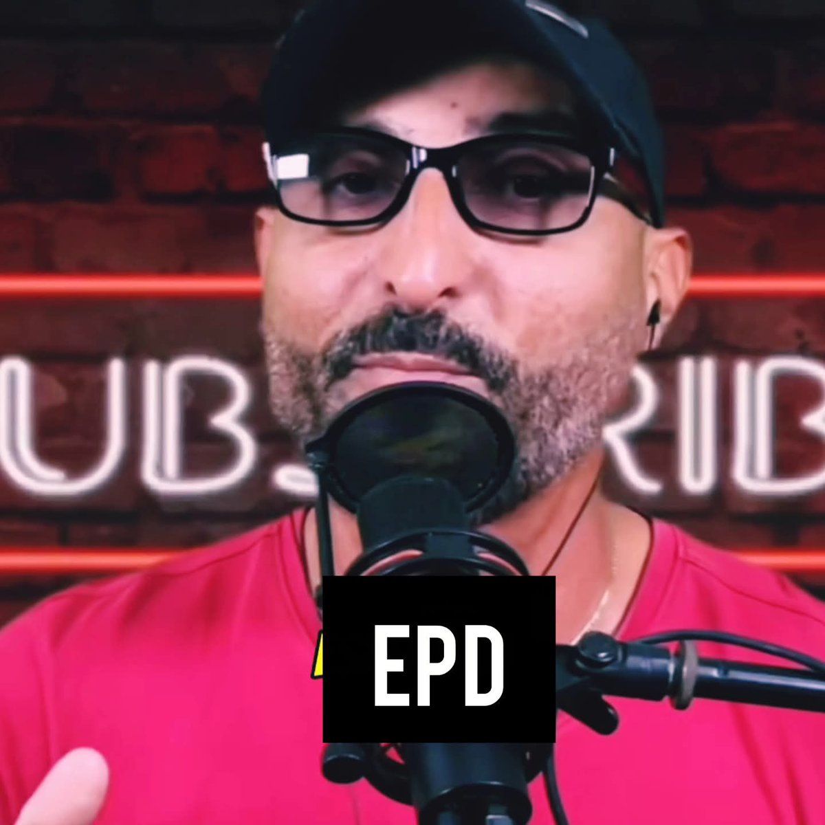 De pinga asere EPD para ti y para tus hijos fuerza...💙♥️

Y Raul que no se muere