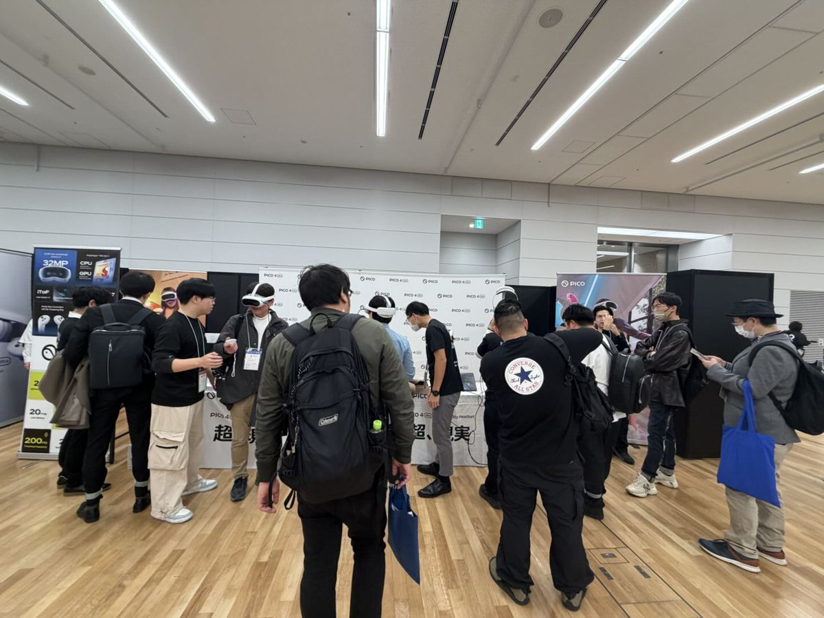 PICO_Japan's tweet image. #XRKaigi2025 2日目＆エキスポ最終日🚀
 4F・4-23 の PICOブースには、PICO 4 Ultra や Motion Tracker 体験を楽しみに多くの方にお越しいただきました🕶️🕺
2日間お立ち寄りくださった皆さま、本当にありがとうございます🙌
次はまたどこかのイベント会場でお会いできますように🌟
#PICO4Ultra