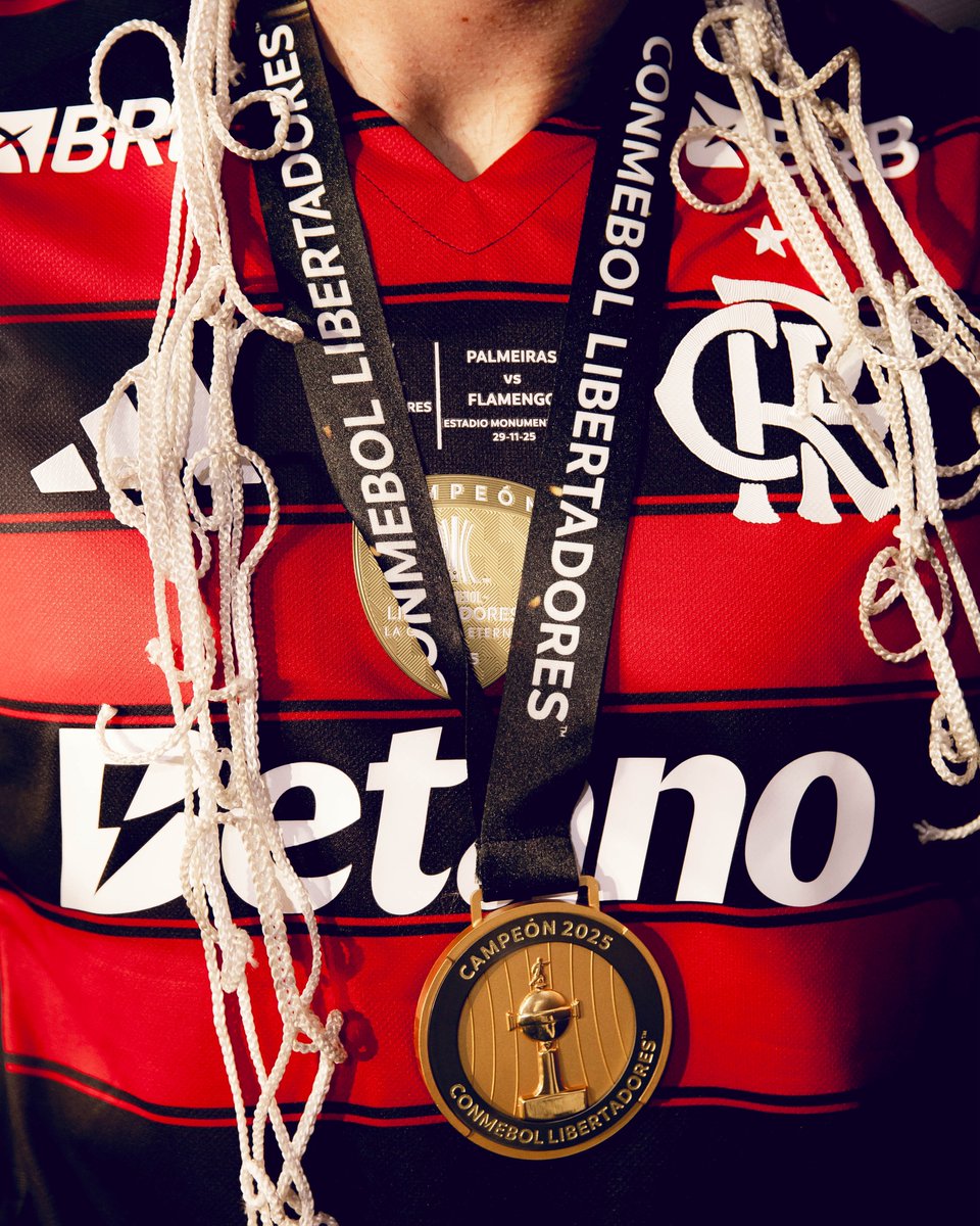 futebol_info's tweet image. ⚠️ Neste momento, o Flamengo é:

🏆 Atual campeão estadual
🏆 Atual campeão da Supercopa do Brasil
🏆 Atual campeão da Copa do Brasil
🏆 Atual campeão da Libertadores
🏆 Atual campeão do Campeonato Brasileiro

É o único clube a conseguir tal feito.

🗞 @LeoJoseReporter
📸 Adriano…