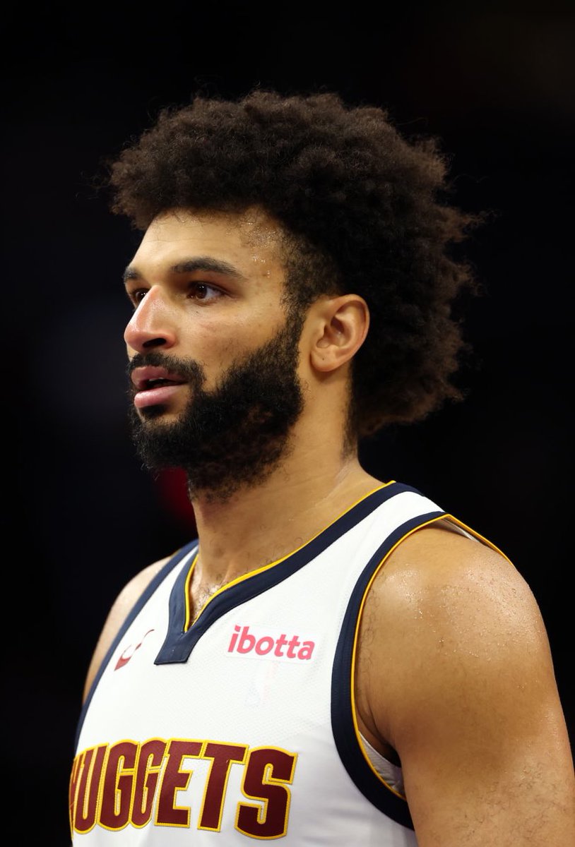 TheHoopCentral's tweet photo. JAMAL MURRAY TONIGHT:

52 POINTS
6 REBOUNDS 
4 ASSISTS 
19/25 FGM
10/11 3PM
+23 +/-
36 MINUTES 

🔥🔥🔥🔥🔥 https://t.co/ROGsKbRDOI
