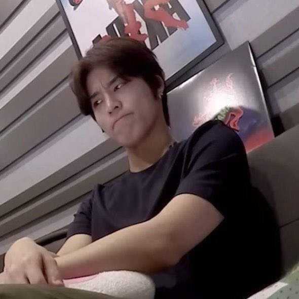 มั่ยนิ่ =