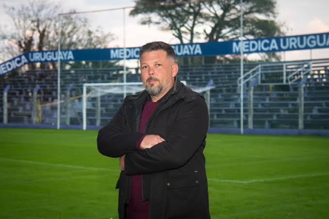 FutbAlMaximo_'s tweet photo. 🗣️ "El camino que elegimos los clubes, en su mayoría definimos bien. Fue muy buena y acertada la decisión. Nosotros estamos convencidos de que el reparto debe ser igualitario"

🎙Diego Franzini en 𝗛𝗢𝗥𝗔 𝟮𝟱 por @Oriental770

📻 770 AM
💻 https://t.co/X3g5MZW0FI https://t.co/CHZ1trwWxd