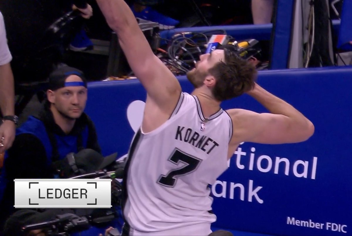 dylangonzalez21's tweet photo. LUKE MF KORNET. https://t.co/BgLkkLxDFg