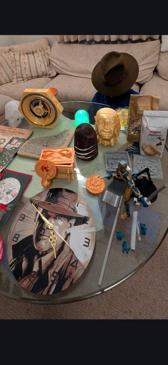 EveryTPlusULTRA's tweet image. My nephew in japan is a indiana jones fanatic, so as a cool uncle I had one job, printed him every prop available for his birthday on the @BambulabGlobal X1C, P1S, H2D &amp;amp; he was so happy

PLA filament from @Polymaker_3D @Eryone_official @sunluofficial
@Elegoo_Official @Kingroon3D
