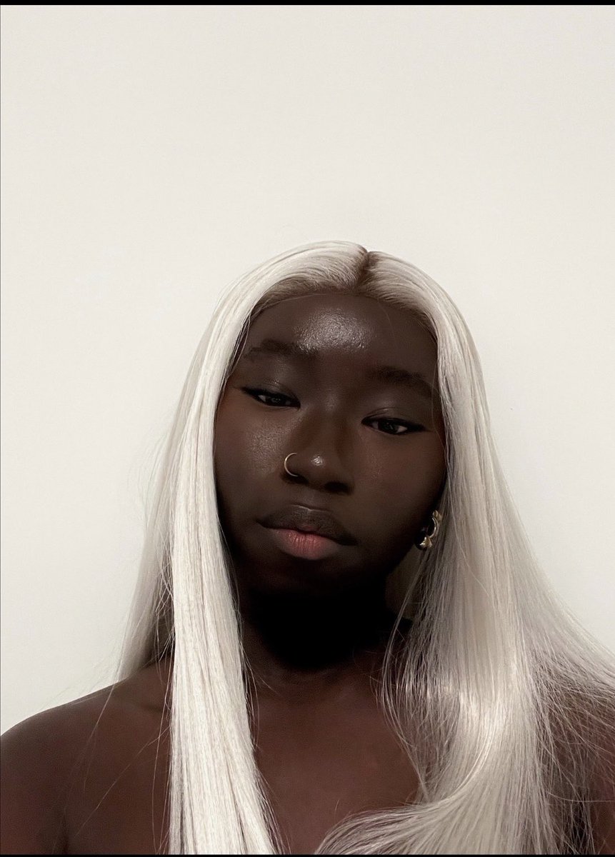 ImmahFrank's tweet photo. What I saw vs what I recreated https://t.co/OpNEykLIxv