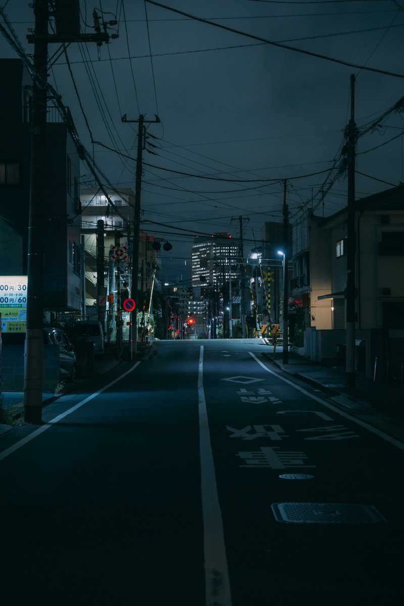 imari33_photo's tweet photo. 最近いただいたコメントで、「いろいろな事情があって夜に外出できないけど、あなたの写真を見ると夜散歩している気分になれて好き」というのがあってなんだか嬉しくなりました。 https://t.co/mGcQaaCDmG