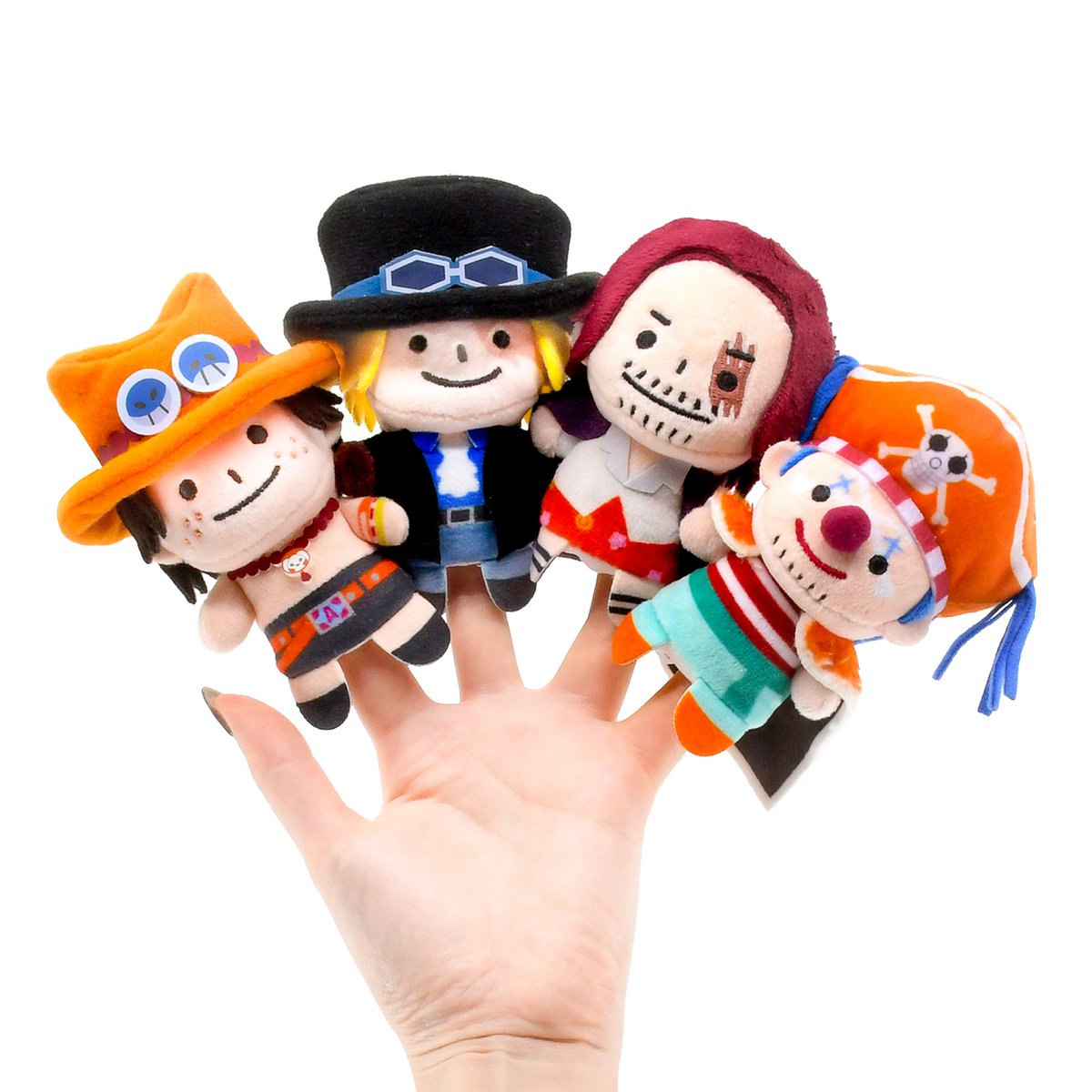 Here's a look at One Piece Yubinui Part 2. Plush toys that you can