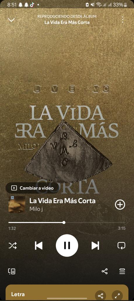 la mejor canción del álbum de milo es esta y no pienso discutirlo