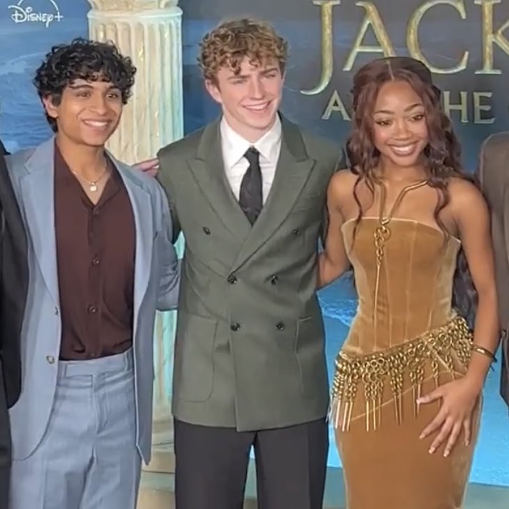 MY FAMILY 😭😭😭😭